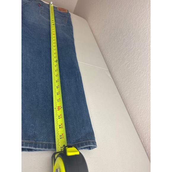 Levi Strauss Boyfriend Straight Leg Cropped Jeans Size 32 - Picture 10 of 14